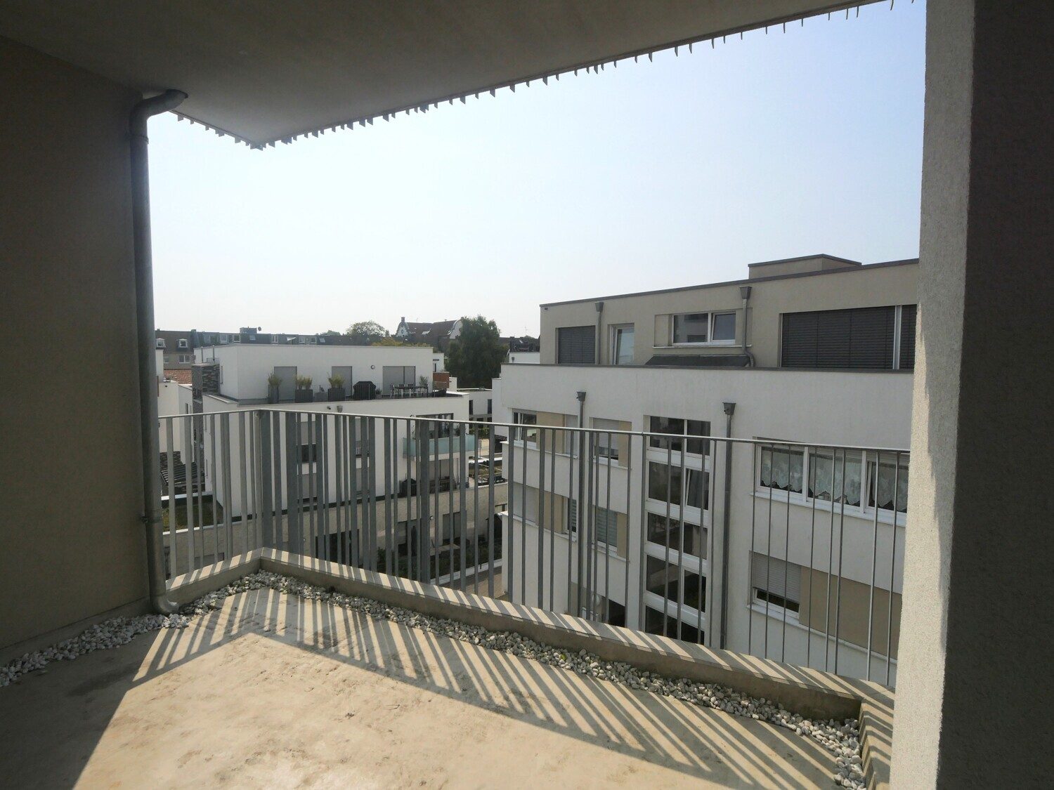 Immobilienangebot - Aachen - Alle - Bezugsfreie, lichtdurchflutete 2-Zimmer-Wohnung mit Loggia in Aachen West!