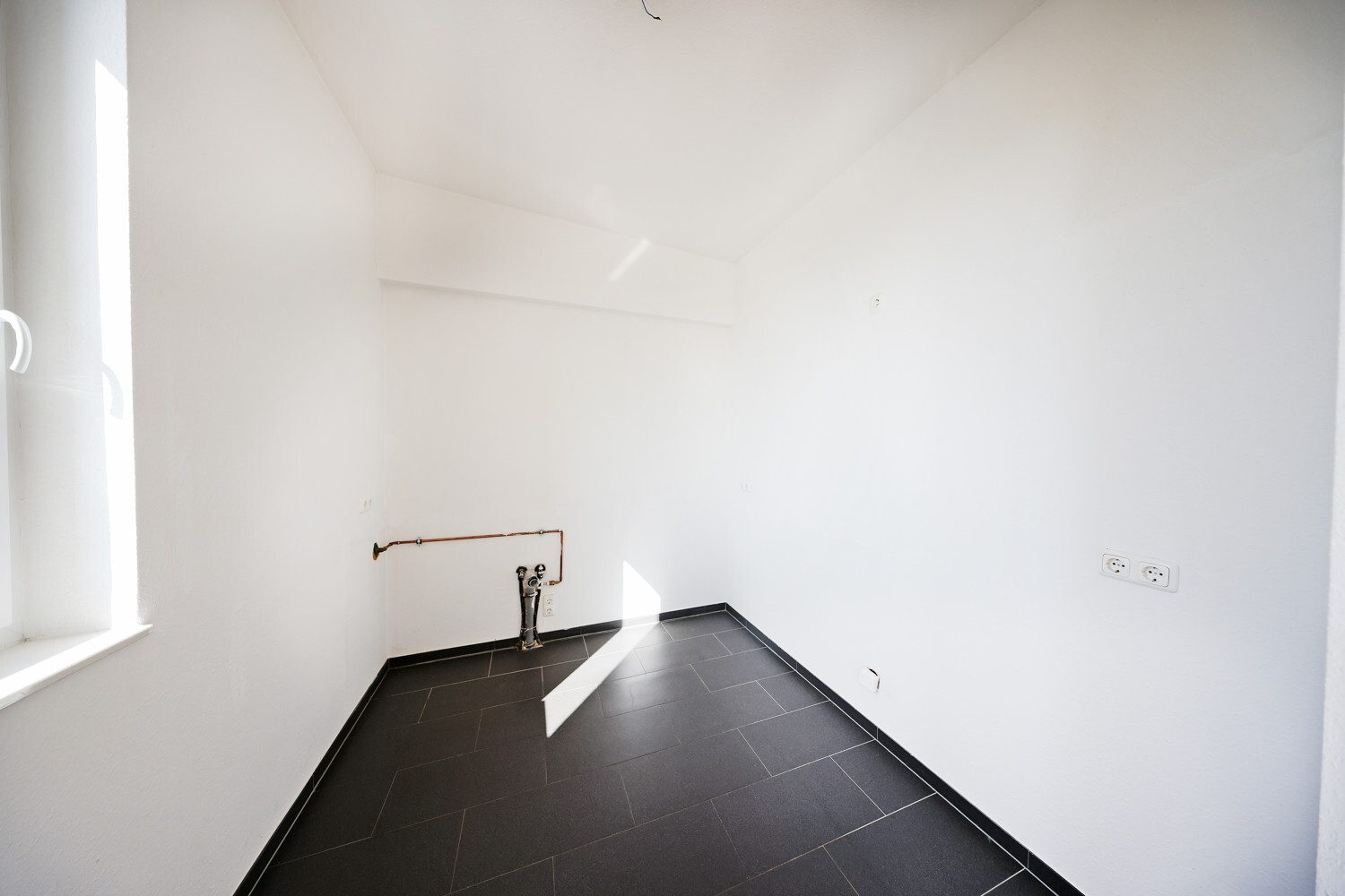 Immobilienangebot - Aachen - Alle - Exklusive 2-Zimmer-Penthousewohnung mit großer Süd-Dachterrasse und Panoramablick am Westpark!