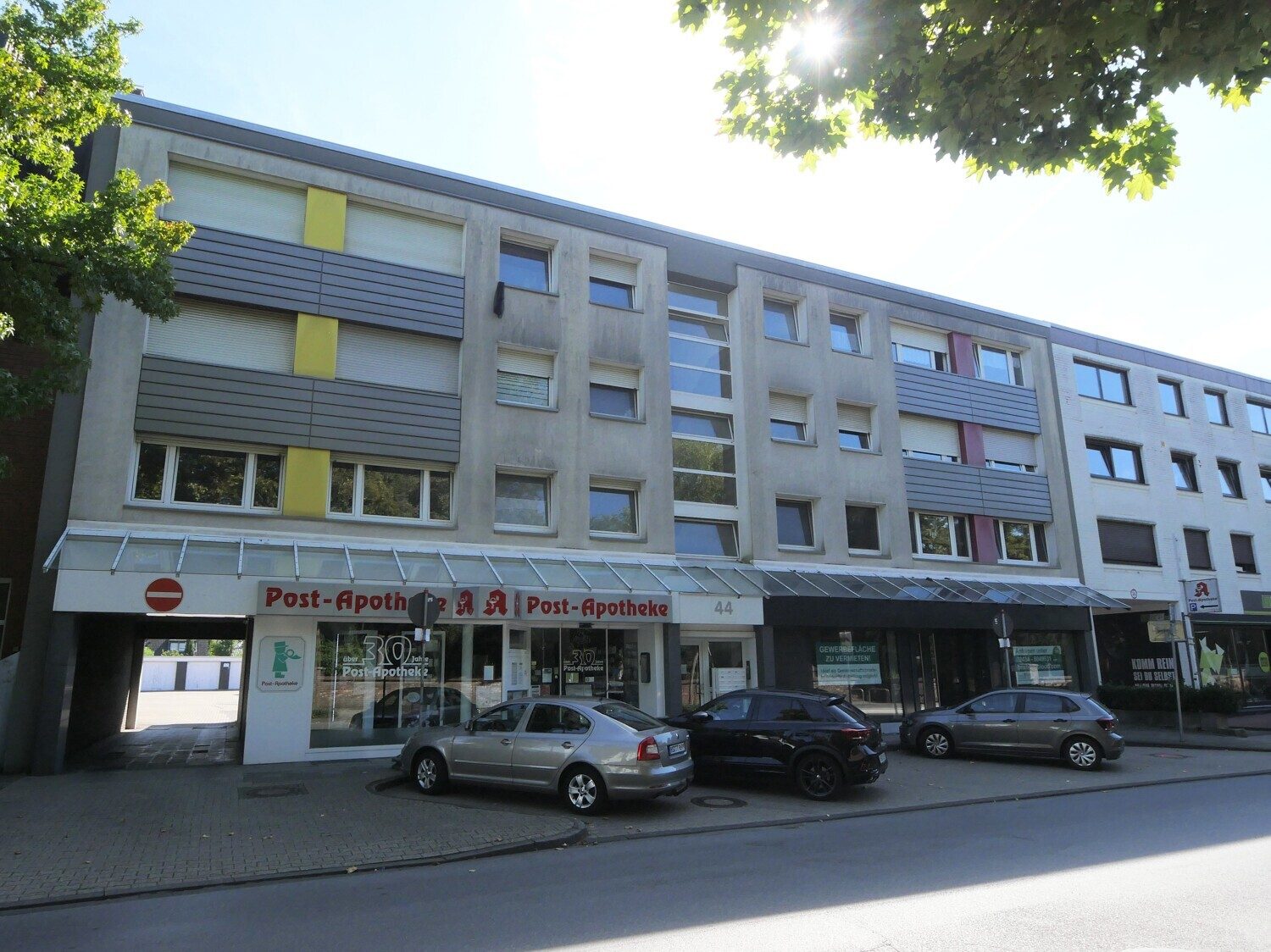 Immobilienangebot - Wegberg - Alle - Attraktives Investitionsobjekt in Wegberg: Gemischt genutzte Immobilie mit Garagen & Stellplätzen!