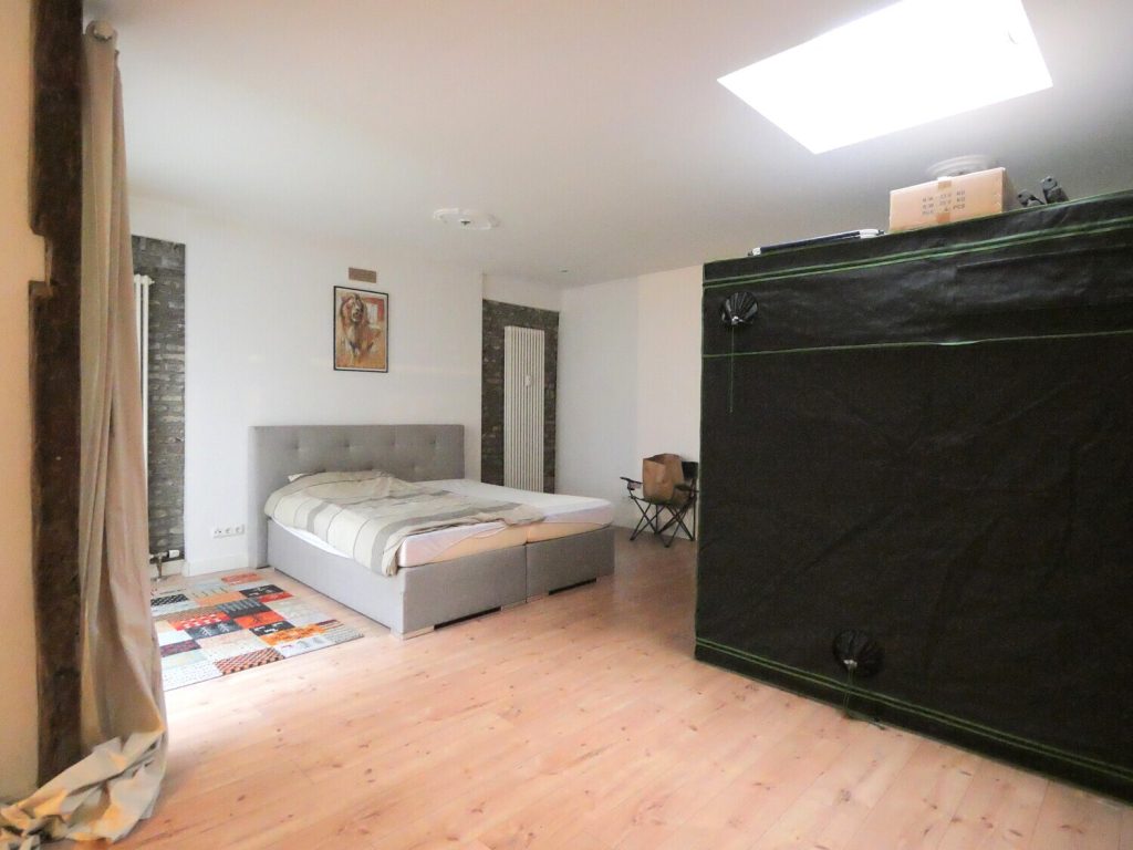 Immobilienangebot - Aachen - Alle - 1-Zimmer-Wohnung mit Loft-Charakter & Innenhof-Nutzung – ideal zur Kapitalanlage oder Selbstnutzung!