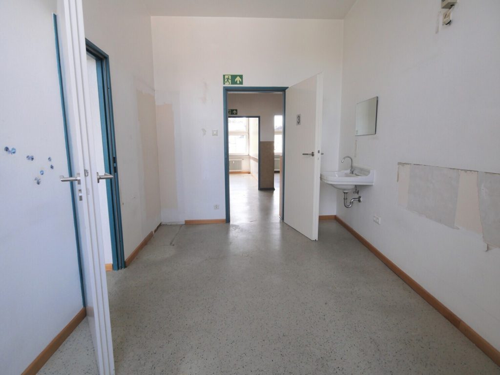 Immobilienangebot - Aachen / Mitte - Alle - Bezugsfreie, großzügige Gewerbefläche - ca. 122m², direkt in der Innenstadt!