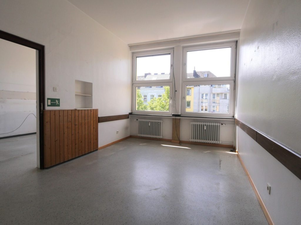 Immobilienangebot - Aachen / Mitte - Alle - Bezugsfreie, großzügige Gewerbefläche - ca. 122m², direkt in der Innenstadt!
