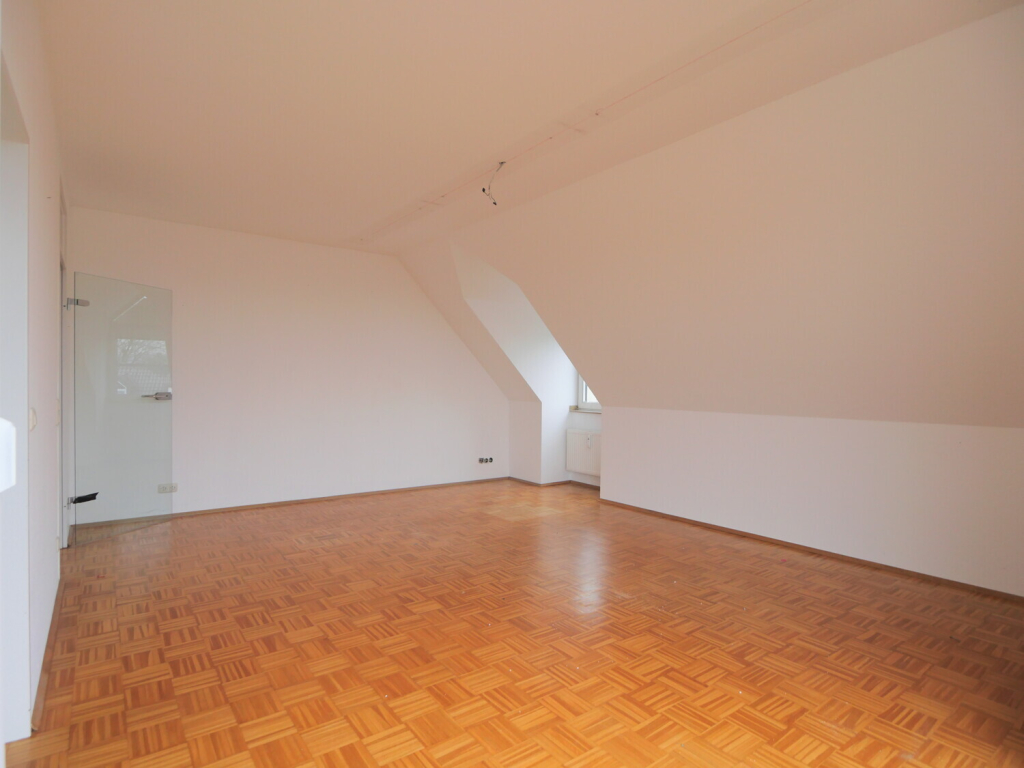 Immobilienangebot - Aachen - Alle - Senioren Aufgepasst: Gemütliche 2 Zimmer-Wohnung mit Balkon & Blick über die Kaiserstadt!