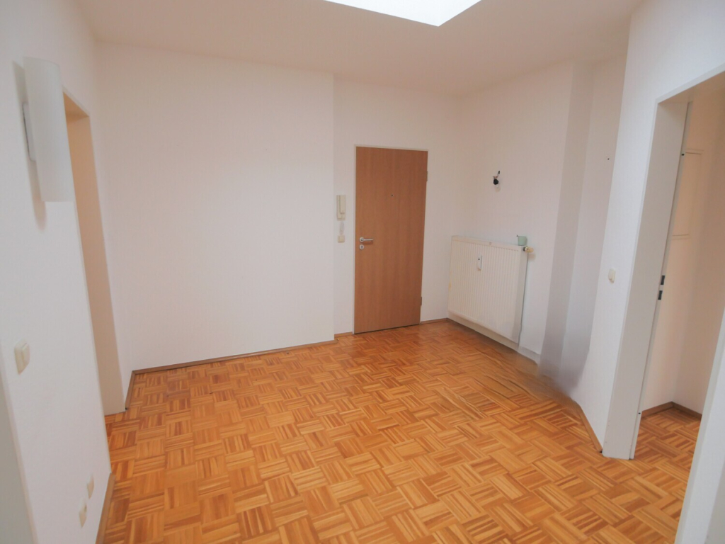 Immobilienangebot - Aachen - Alle - Senioren Aufgepasst: Gemütliche 2 Zimmer-Wohnung mit Balkon & Blick über die Kaiserstadt!