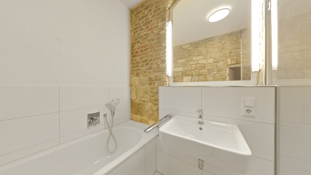 Immobilienangebot - Aachen - Alle - Traumhaft schöne und lichtdurchflutete 
2-Zimmer-Wohnung im Zentrum von Aachen!