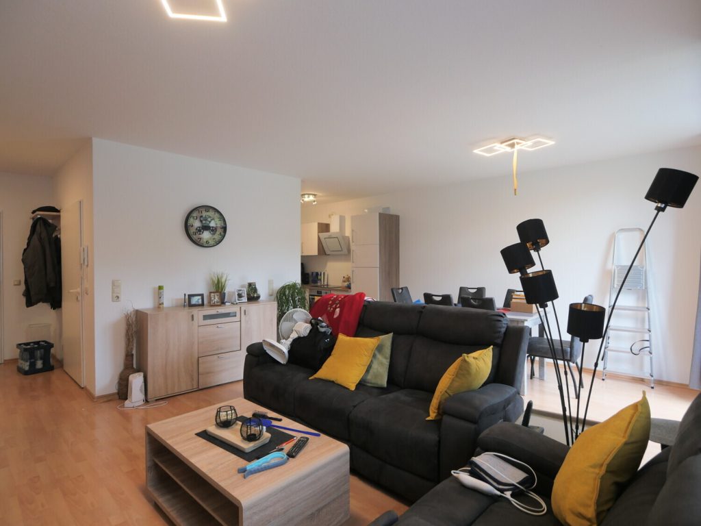 Immobilienangebot - Inden - Alle - Schöne 2,5-Zimmer-Wohnung in ruhigem Umfeld für Senioren ab 60!
WBS-Schein erforderlich!