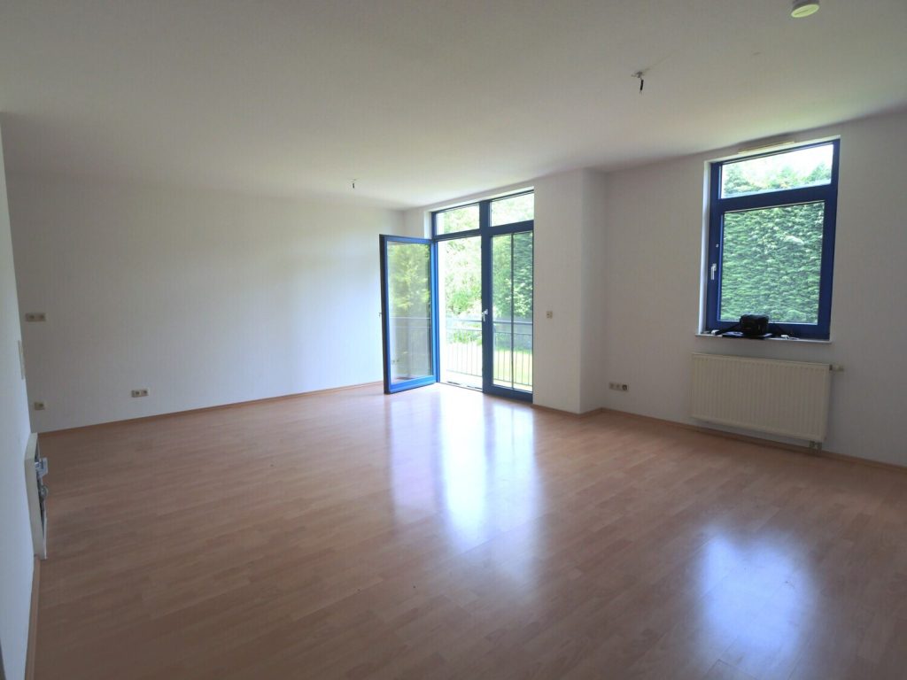 Immobilienangebot - Inden - Alle - Bezugsfreie 2,5-Zimmer-Wohnung in ruhigem Umfeld für Senioren ab 60!
WBS-Schein erforderlich!