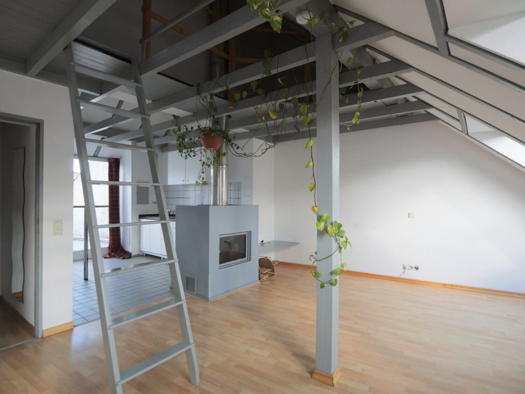 Immobilienangebot - Aachen - Alle - Interessant geschnittene 1,5-Zimmer-Wohnung mit Balkon in der Aachener Innenstadt!