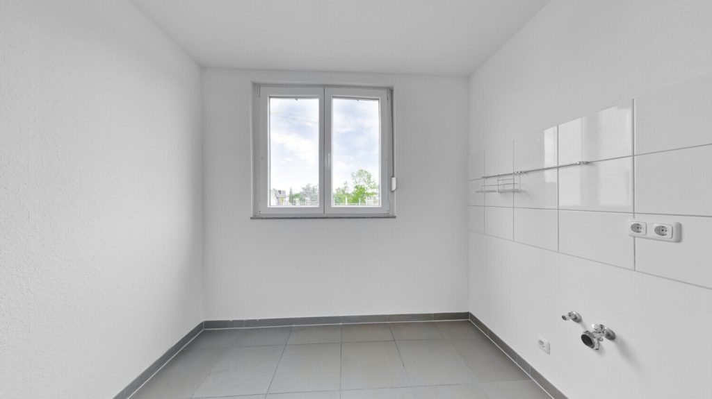 Immobilienangebot - Herzogenrath - Alle - Wohnkomfort auf zwei Ebenen – Bezugsfreie 4-Zimmer Maisonette-Wohnung mit Balkon in Herzogenrath!