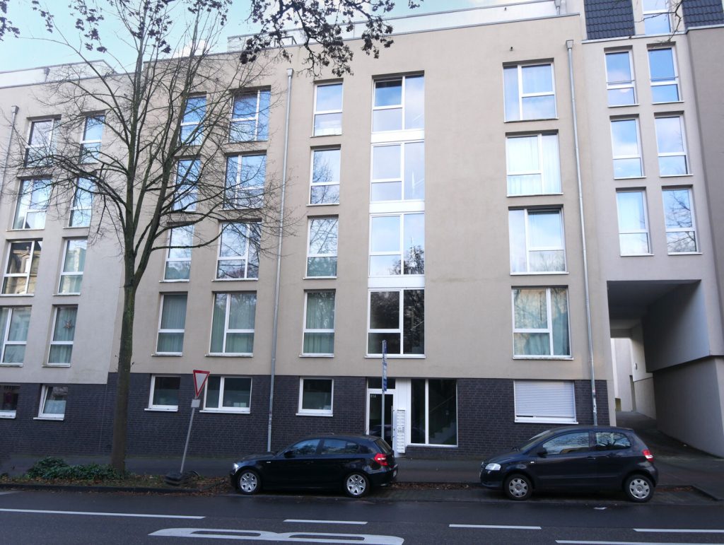 Immobilienangebot - Aachen - Alle - Moderne 4-Zimmer-Wohnung mit Süd-Balkon in Aachen –  Ideal für Familien!