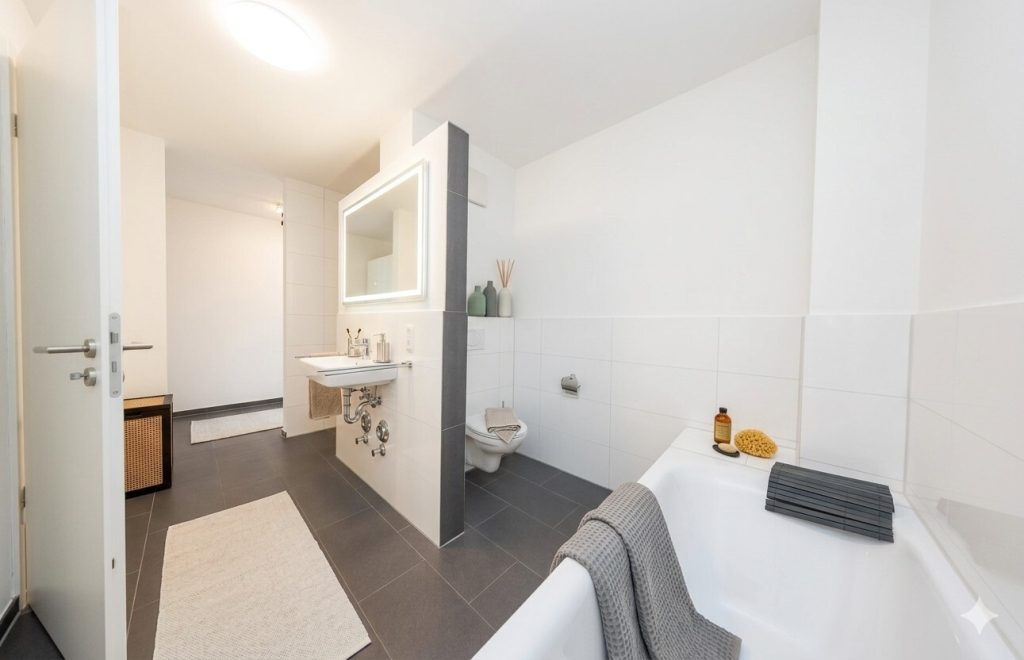 Immobilienangebot - Aachen - Alle - Viel Platz, viel Licht, viel Lebensqualität – Bezugsfreie 4-Zimmerwohnung mit Balkon in Aachen West!