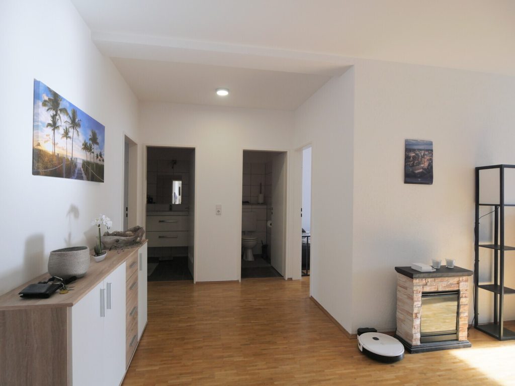Immobilienangebot - Aachen / Eilendorf - Alle - Helle 3-Zimmer-Wohnung mit Balkon in Aachen-Eilendorf !