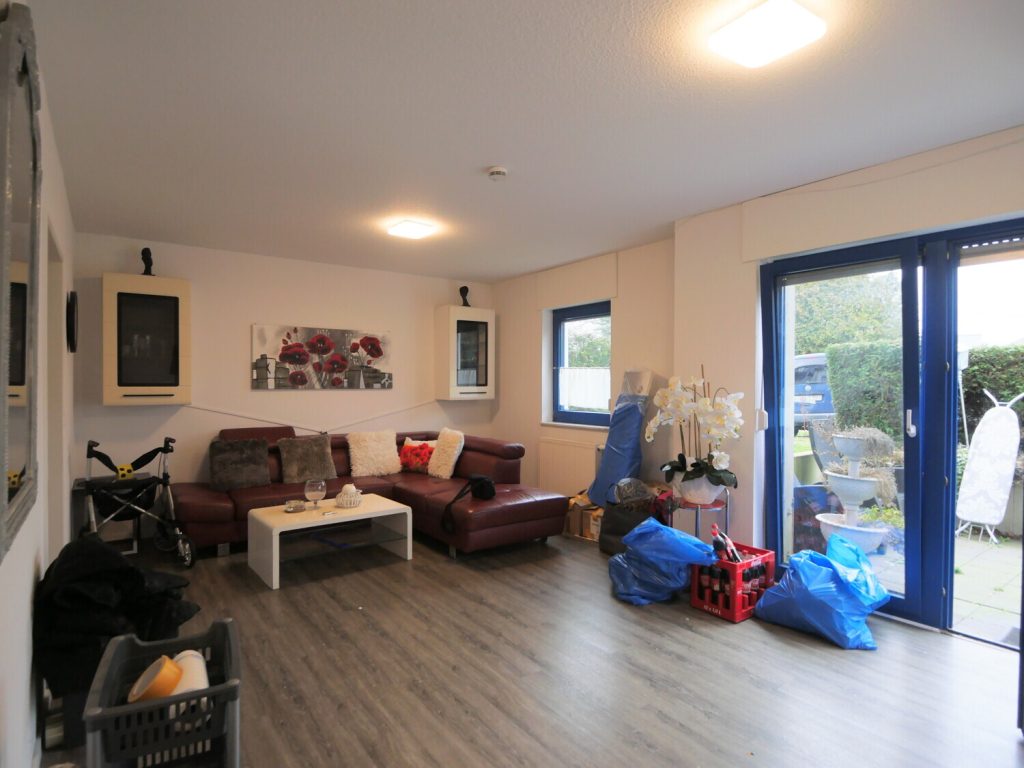 Immobilienangebot - Inden - Alle - WBS erforderlich!! Senioren Aufgepasst !
Gemütliche 3 Zimmer Wohnung mit Terrasse!