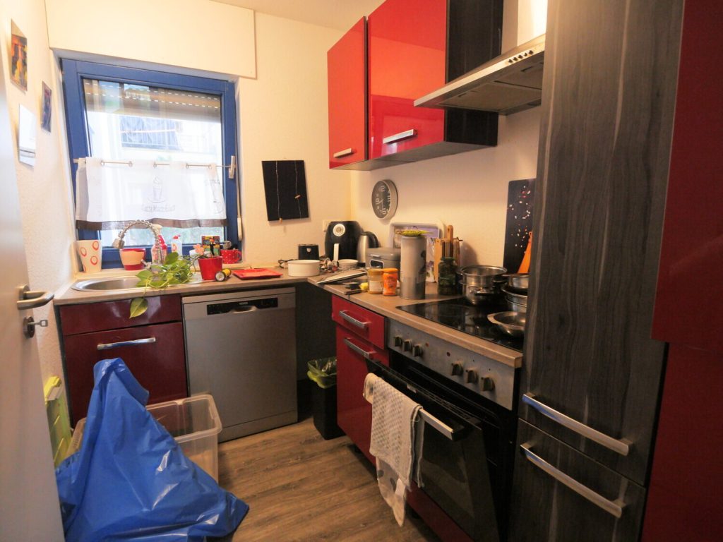 Immobilienangebot - Inden - Alle - WBS erforderlich!! Senioren Aufgepasst !
Gemütliche 3 Zimmer Wohnung mit Terrasse!