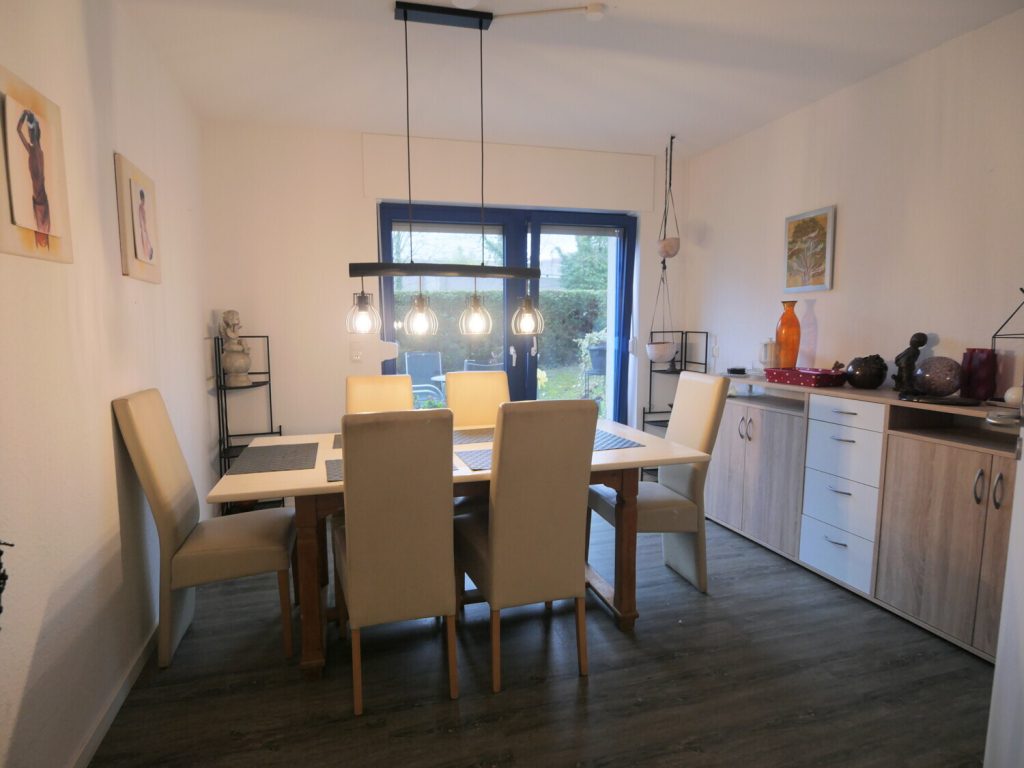 Immobilienangebot - Inden - Alle - WBS erforderlich!! Senioren Aufgepasst !
Gemütliche 3 Zimmer Wohnung mit Terrasse!