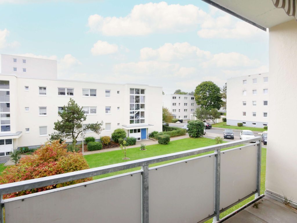 Immobilienangebot - Aachen - Alle - Attraktive, vermietete 4-Zimmer-Wohnung mit Loggia und Garage in Aachen Burtscheid!