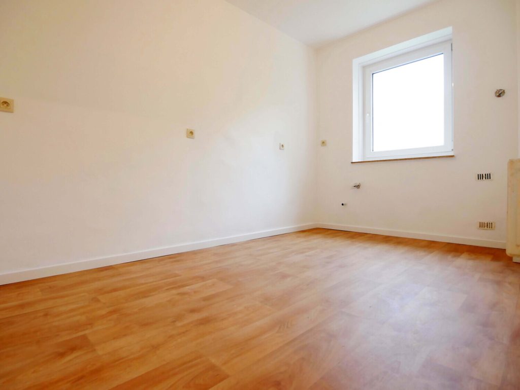 Immobilienangebot - Aachen - Alle - Vermietete 4-Zimmer-Wohnung mit Loggia & Garage – Ideale Kapitalanlage in Aachen Burtscheid!