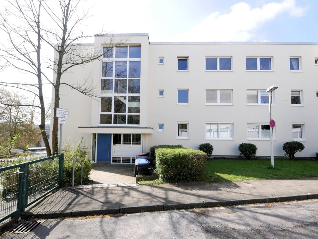 Immobilienangebot - Aachen - Alle - Vermietete 4-Zimmer-Wohnung mit Loggia & Garage – Ideale Kapitalanlage in Aachen Burtscheid!