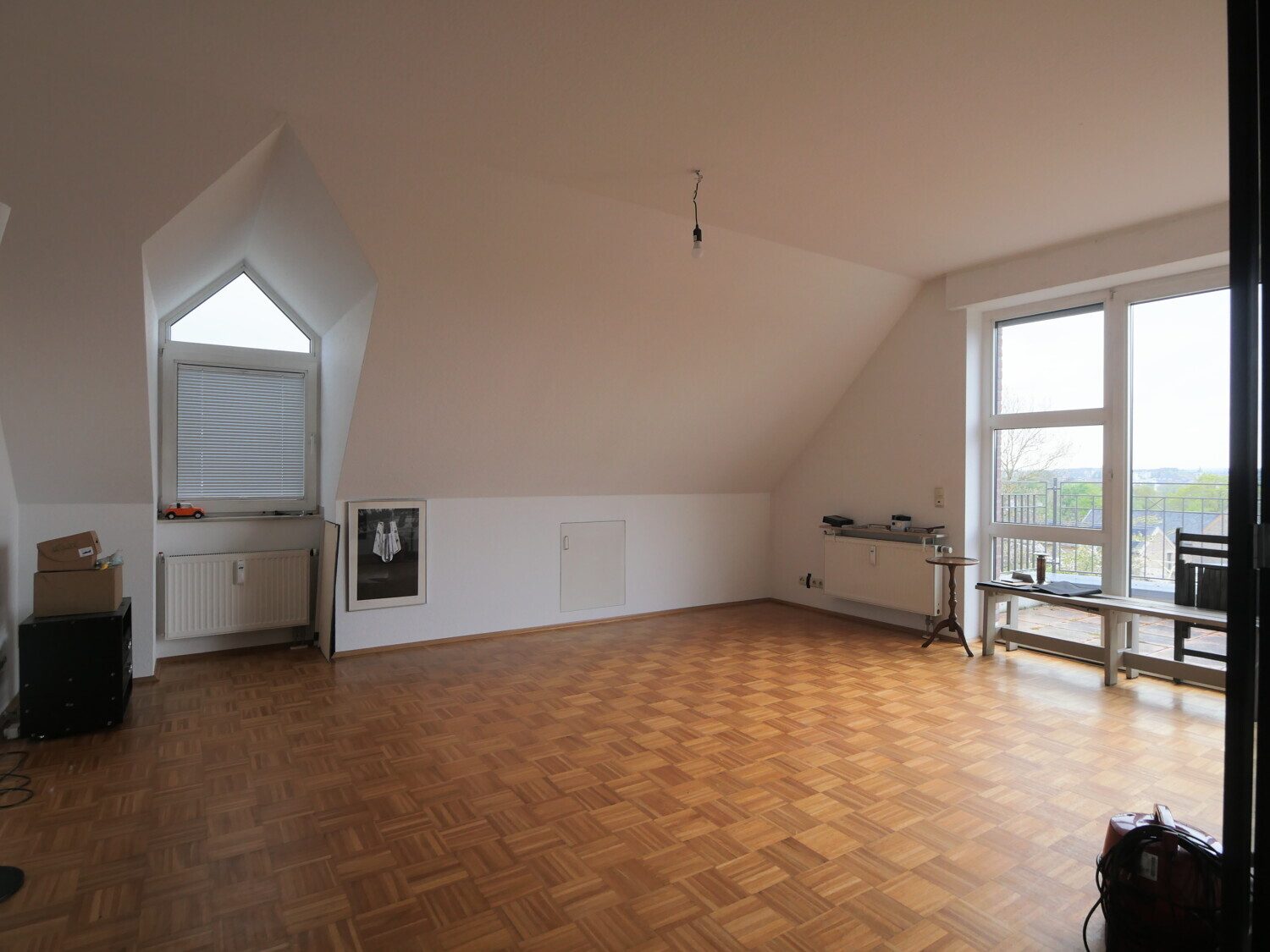 Immobilienangebot - Aachen - Alle - Senioren Aufgepasst !
Gemütliche 2 Zimmer-Wohnung mit Balkon.