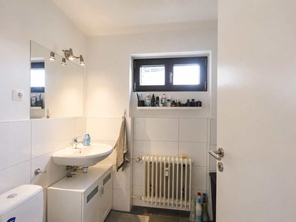 Immobilienangebot - Aachen - Alle - Gut aufgeteilte 2-Zimmer-Wohnung mit Balkon in Aachen!