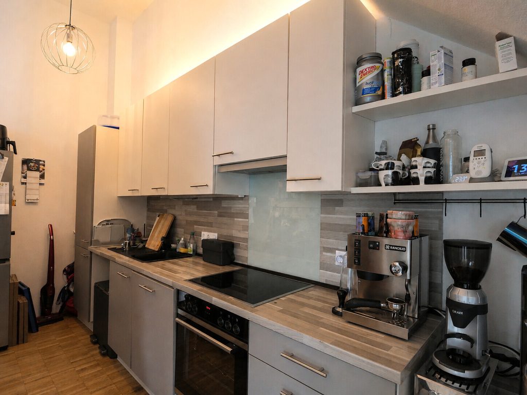 Immobilienangebot - Aachen - Alle - Großzügige 3-Zimmer-Dachgeschosswohnung mit Dachterrasse, 2 Bädern und Aufzug in Haaren!