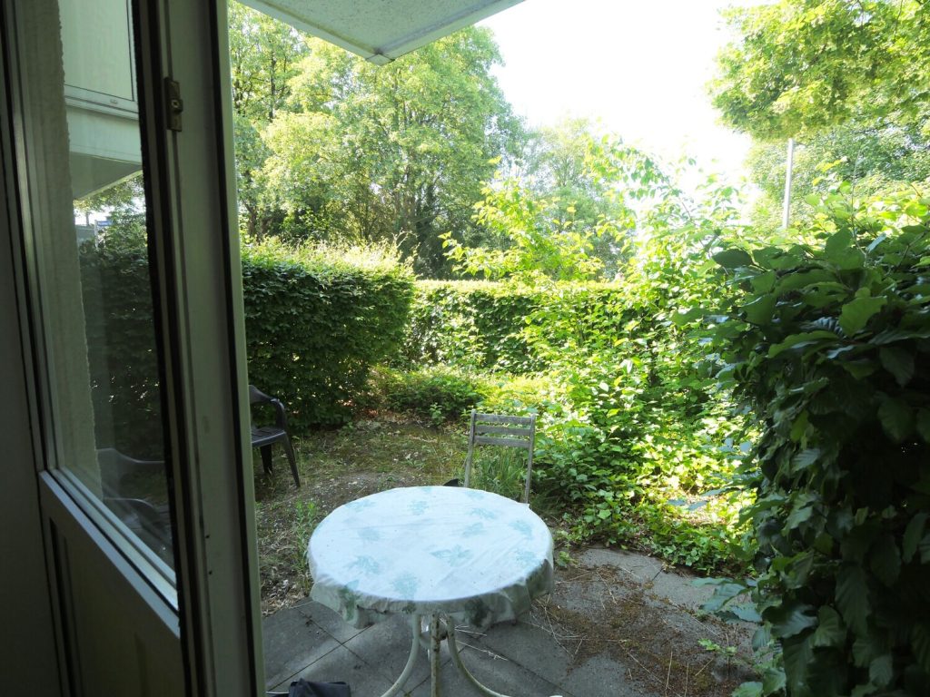 Immobilienangebot - Aachen - Alle - Bezugsfreies 1-Zimmer-Appartement mit Pantryküche und Terrasse in Aachen!