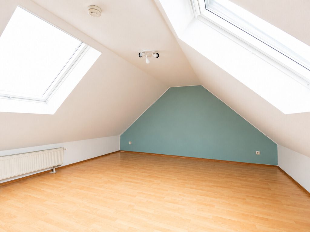 Immobilienangebot - Würselen / Bardenberg - Alle - Bezugsfreie Maisonettewohnung mit Balkon und Einbauküche in Würselen!
