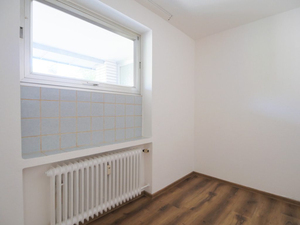 Immobilienangebot - Aachen - Alle - Attraktive 2-Zimmer-Wohnung mit großzügigem Balkon in der Aachener Innenstadt!