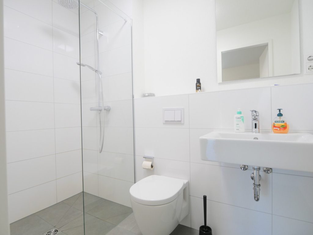 Immobilienangebot - Aachen - Alle - Komfortables Wohnen in attraktiver Lage: Möblierte 1-Zimmer-Erdgeschoss-Wohnung mit Terrasse!