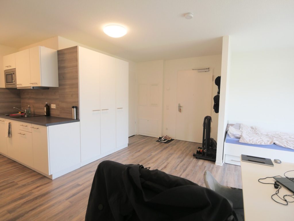 Immobilienangebot - Aachen - Alle - Komfortables Wohnen in attraktiver Lage: Möblierte 1-Zimmer-Erdgeschoss-Wohnung mit Terrasse!