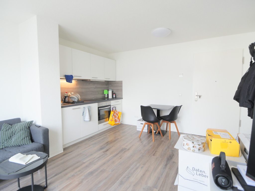 Immobilienangebot - Aachen - Alle - Möbelierte 2-Zimmer-Wohnung mit Balkon in Toplage!