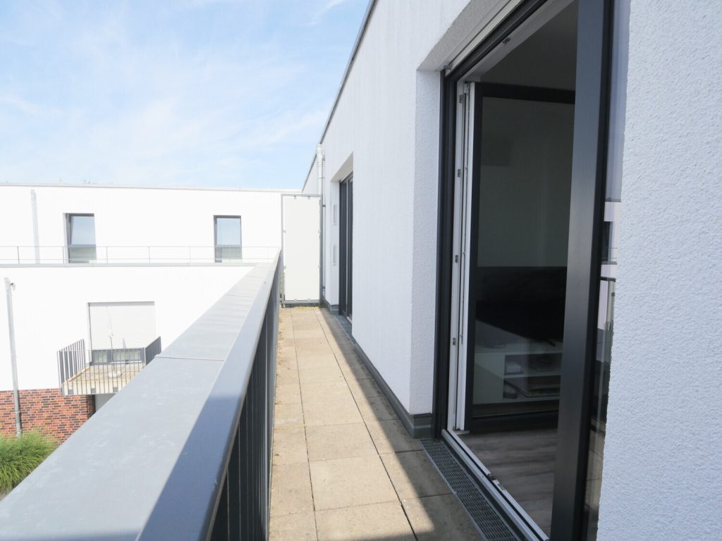Immobilienangebot - Aachen - Alle - Möbelierte 2-Zimmer-Wohnung mit Balkon in Toplage!