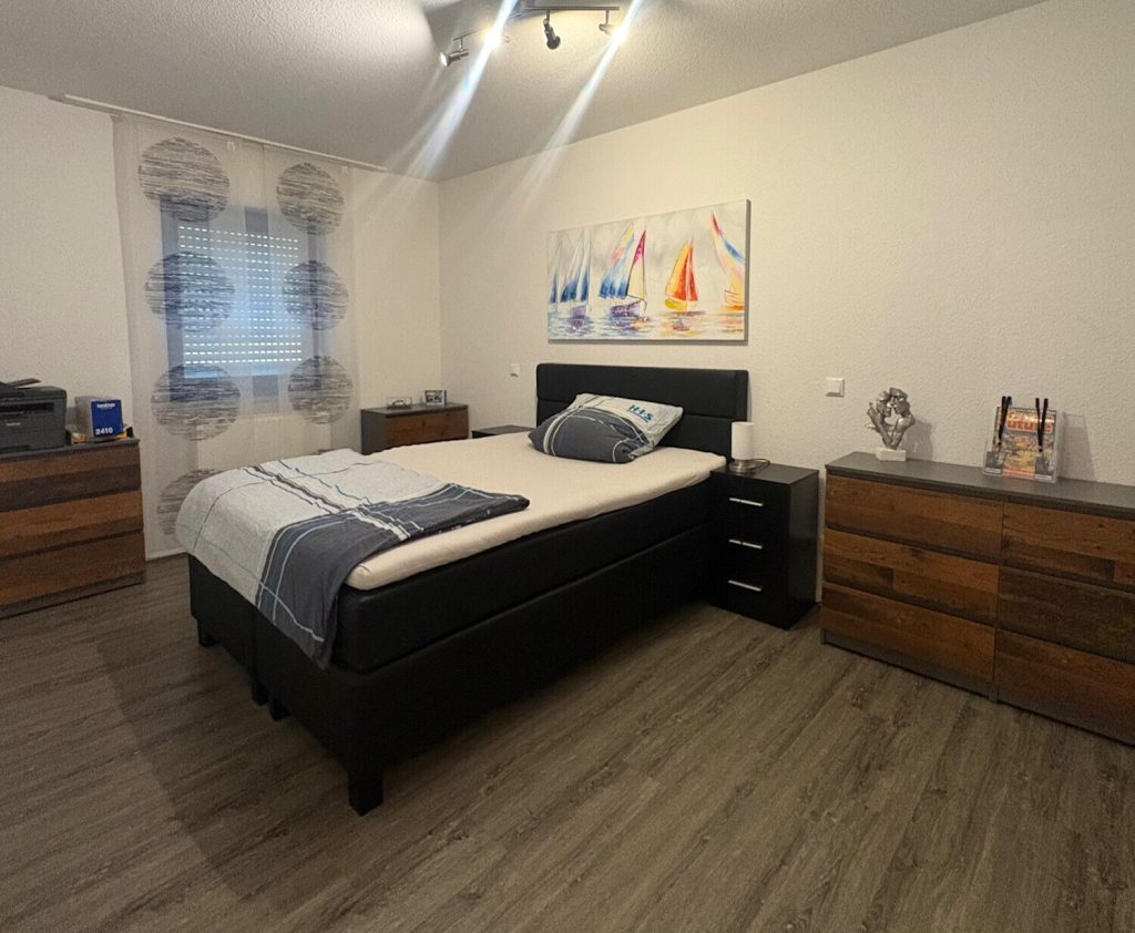Immobilienangebot - Inden - Alle - Senioren ab 60 aufgepasst:
Gemütlcihe 2,5-Zimmer-Wohnung in Inden!