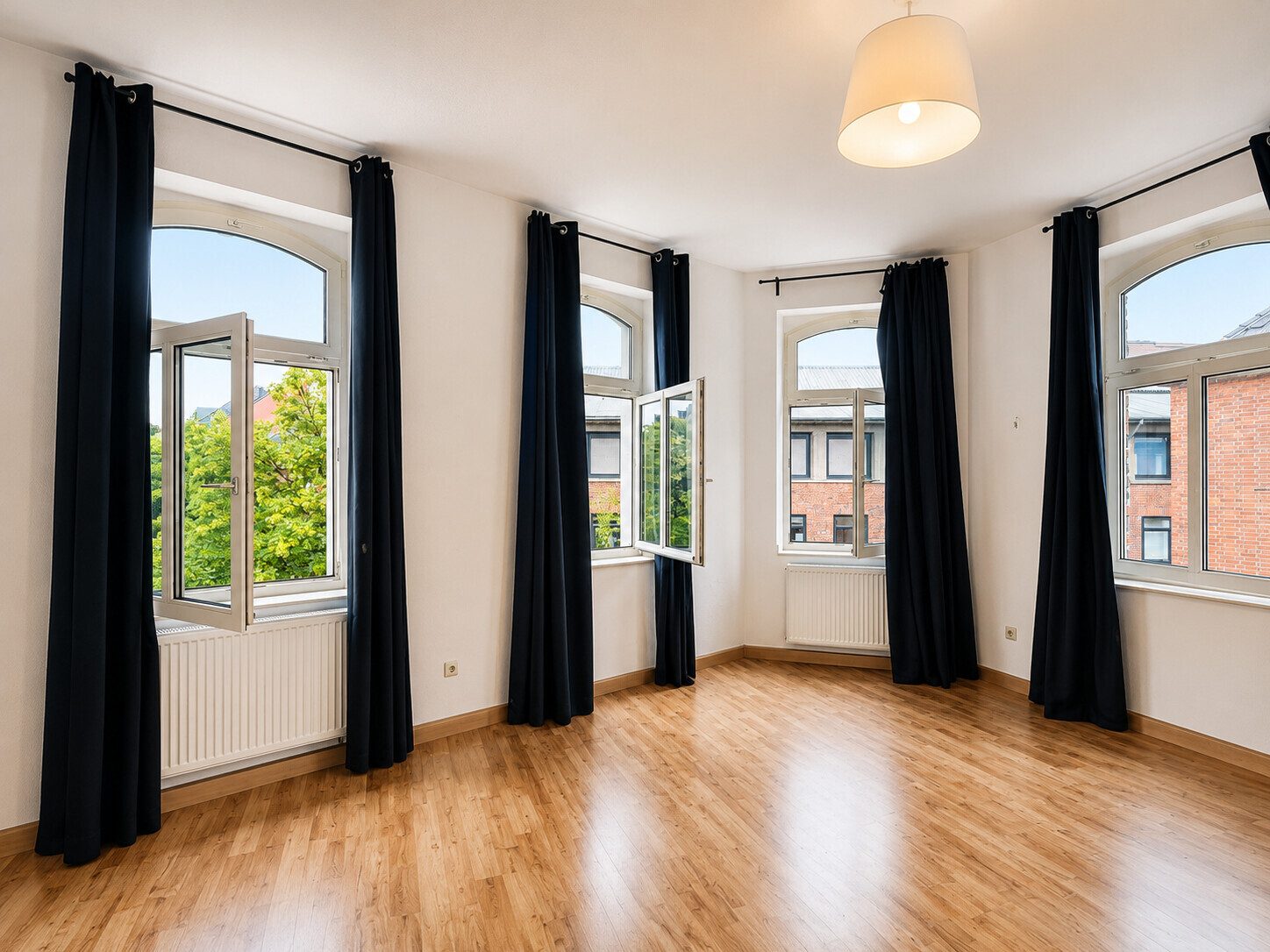 Immobilienangebot - Aachen - Alle - Charmante 3-Zimmer-Wohnung mit hohen Decken und Altbaucharakter in Aachen!