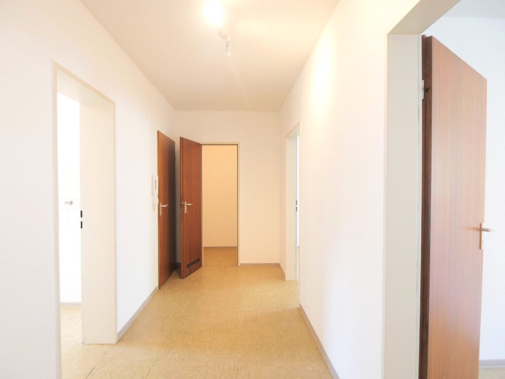 Immobilienangebot - Aachen - Alle - Bezugsfreie, WG-geeignete 3-Zimmer-Wohnung mit Balkon im Aachener Pontviertel!