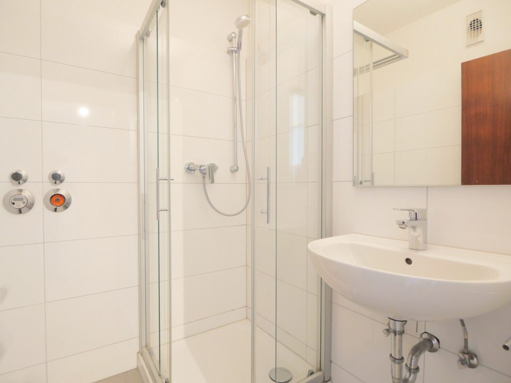 Immobilienangebot - Aachen - Alle - Bezugsfreie, WG-geeignete 3-Zimmer-Wohnung mit Balkon im Aachener Pontviertel!