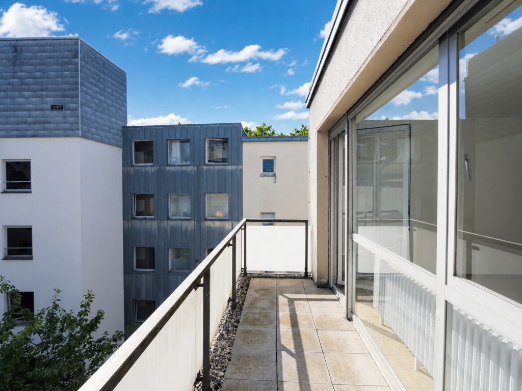 Immobilienangebot - Aachen - Alle - Bezugsfreie, WG-geeignete 3-Zimmer-Wohnung mit Balkon im Aachener Pontviertel!