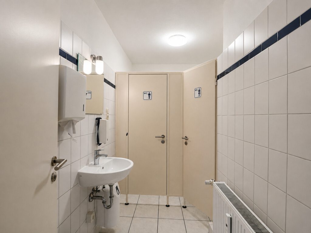 Immobilienangebot - Aachen / Mitte - Alle - Attraktive Büro-/Praxisräume in zentraler Lage – ca. 191 m², sofort bezugsfrei!