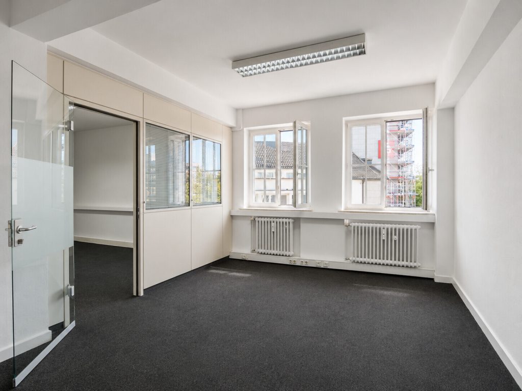 Immobilienangebot - Aachen / Mitte - Alle - Attraktive Büro-/Praxisräume in zentraler Lage – ca. 191 m², sofort bezugsfrei!