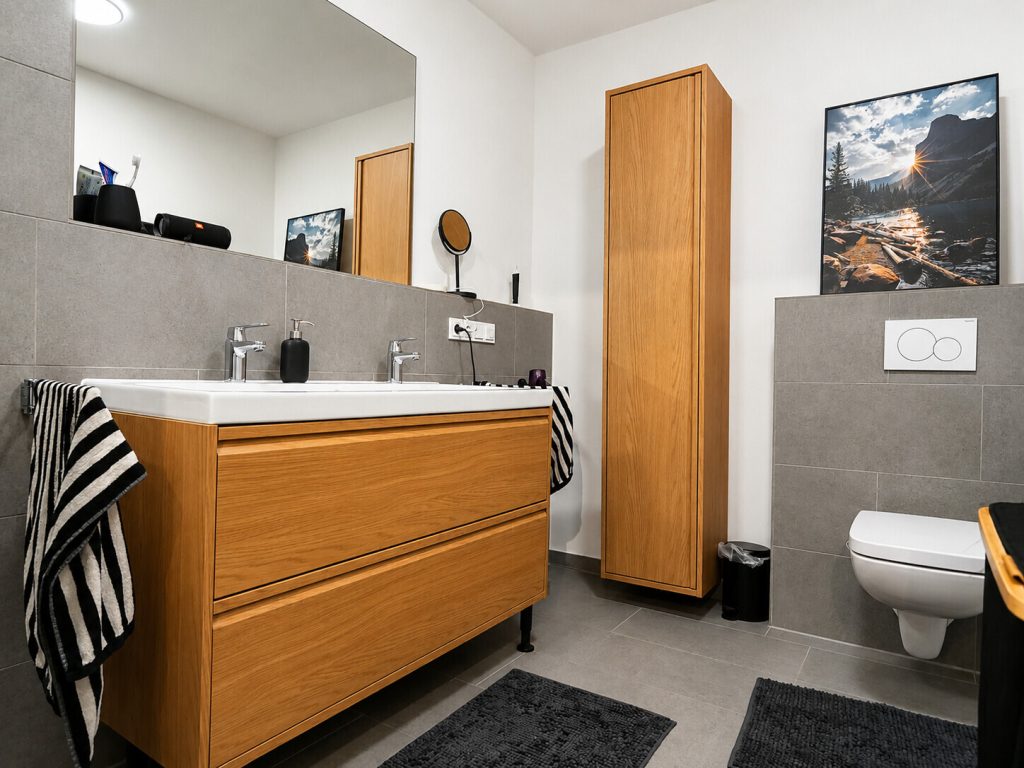 Immobilienangebot - Würselen - Alle - Exklusive, großzügige 4-Zimmer-Erdgeschosswohnung mit Terrasse & Pkw-Außenstellplatz in Würselen!