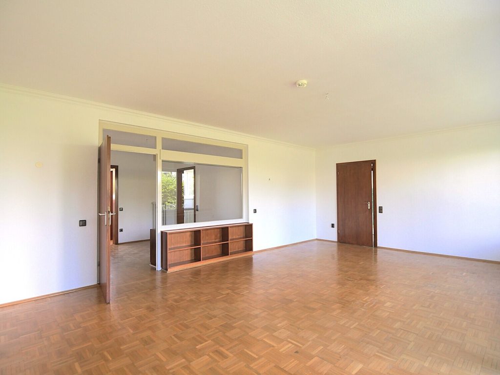 Immobilienangebot - Aachen / Beverau - Alle - Helle, bezugsfreie 3-Zimmer-Erdgeschosswohnung mit Loggia und Garage in Aachen Beverau!