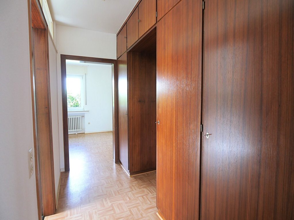 Immobilienangebot - Aachen / Beverau - Alle - Helle, bezugsfreie 3-Zimmer-Erdgeschosswohnung mit Loggia und Garage in Aachen Beverau!