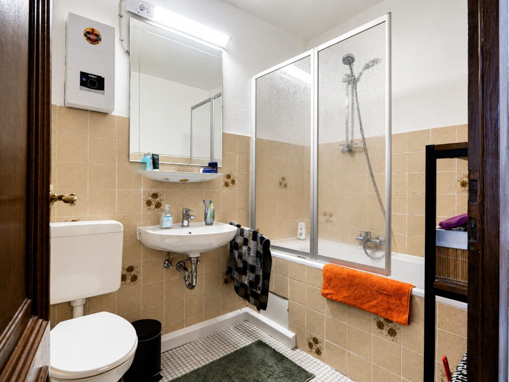 Immobilienangebot - Aachen - Alle - Gut geschnittene 2-Zimmer-Wohnung mit 2 Balkonen in Aachen!