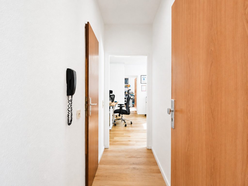 Immobilienangebot - Aachen - Alle - Gut geschnittene 2-Zimmer-Wohnung in der Aachener Innenstadt – ruhig im Hinterhof gelegen!