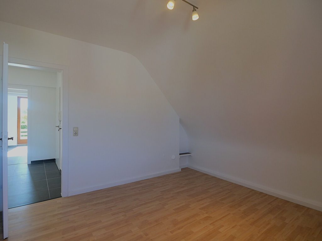Immobilienangebot - Aachen - Alle - Helle, schön geschnittene 4-Zimmer-Wohnung mit einladendem Balkon im Aachener Westen!