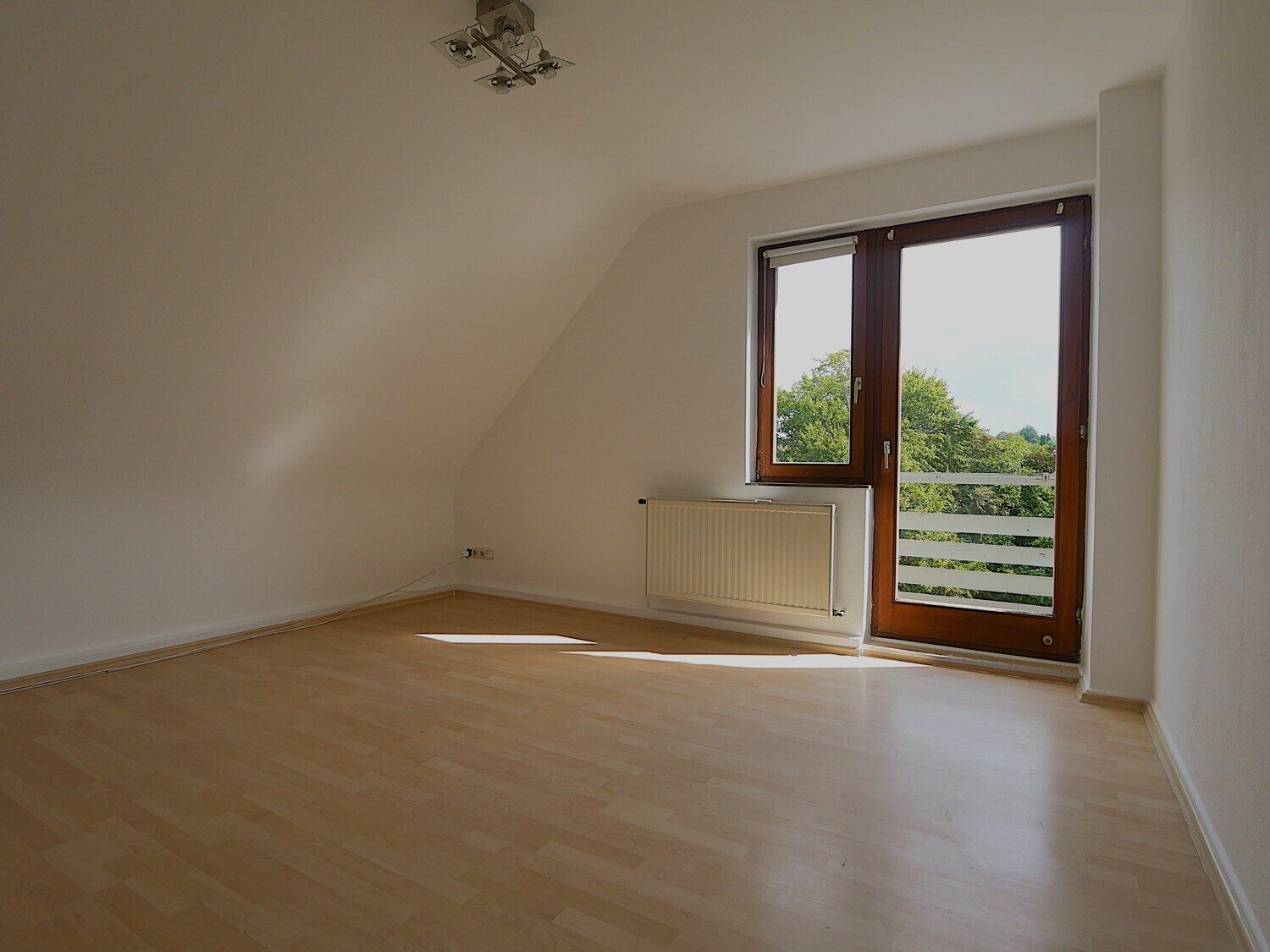 Immobilienangebot - Aachen - Alle - Helle, schön geschnittene 4-Zimmer-Wohnung mit einladendem Balkon im Aachener Westen!