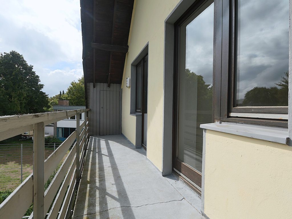 Immobilienangebot - Aachen - Alle - Helle, schön geschnittene 4-Zimmer-Wohnung mit einladendem Balkon im Aachener Westen!