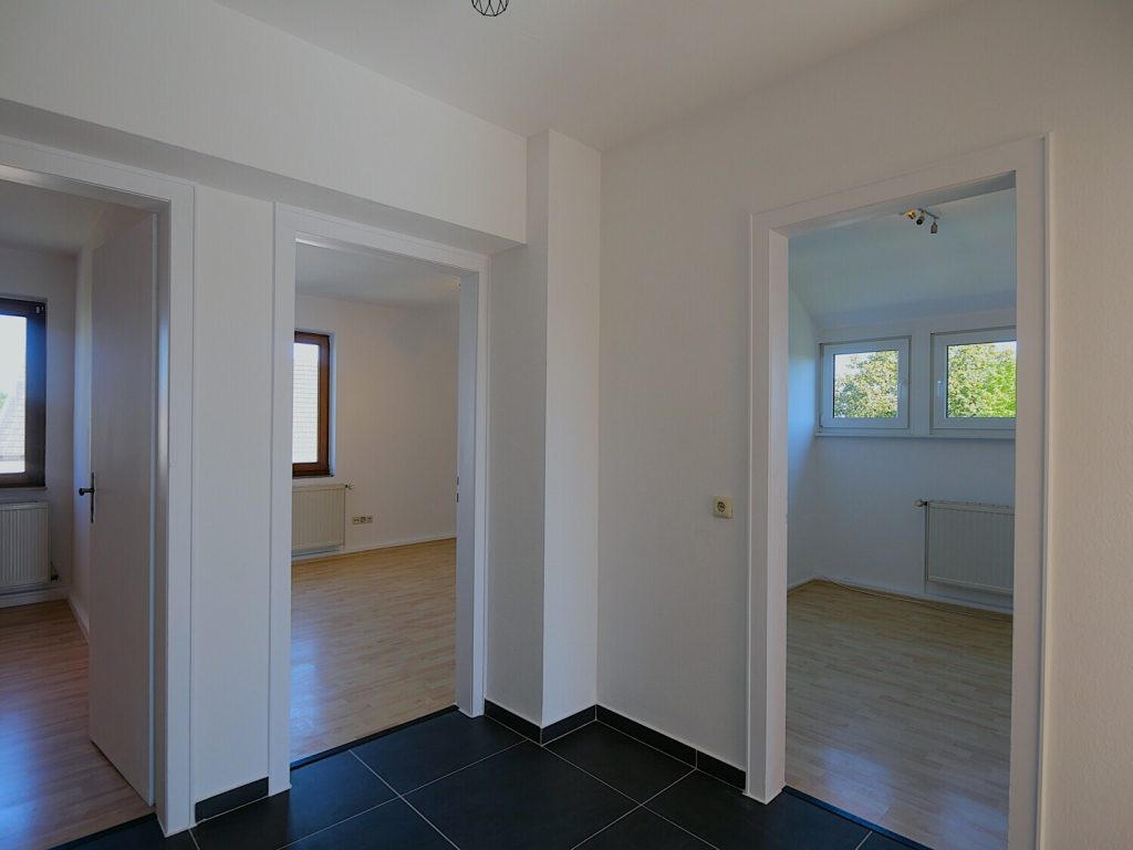 Immobilienangebot - Aachen - Alle - Helle, schön geschnittene 4-Zimmer-Wohnung mit einladendem Balkon im Aachener Westen!