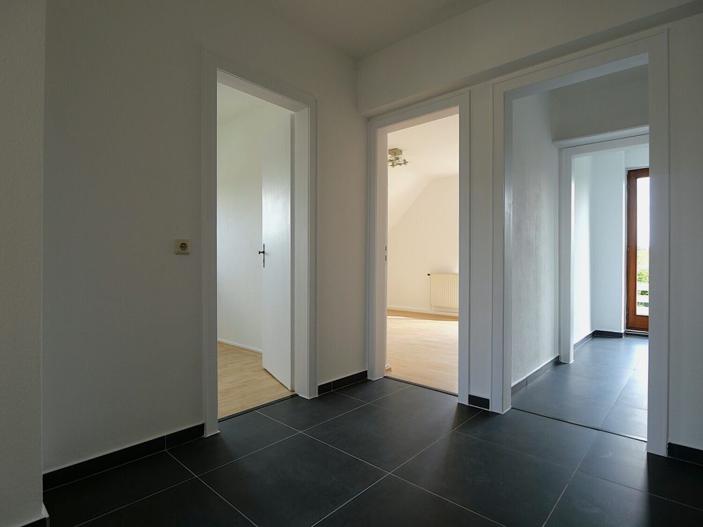 Immobilienangebot - Aachen - Alle - Helle, schön geschnittene 4-Zimmer-Wohnung mit einladendem Balkon im Aachener Westen!