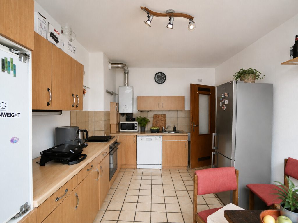 Immobilienangebot - Aachen - Alle - Helle 3-Zimmer-Wohnung in der Aachener Innenstadt!